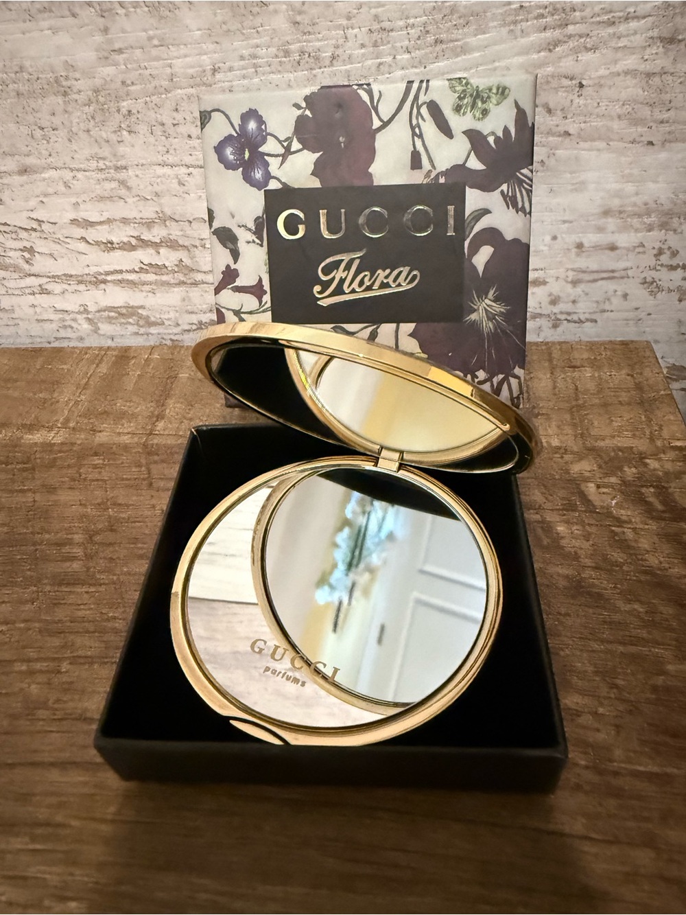 Authentic Gucci Beauty Flora Mirror Heavy Duty Golden… - Gem